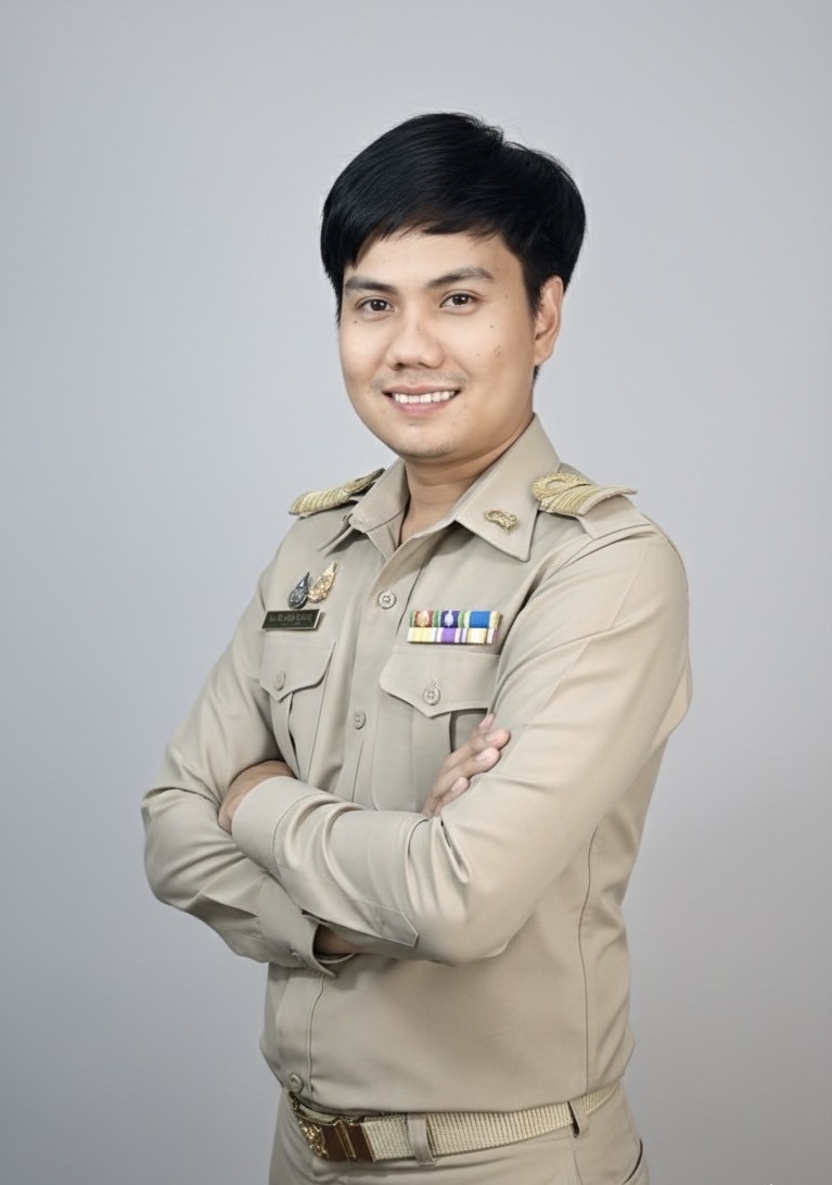 นายวิทวัส  ปู่วรรณธิ