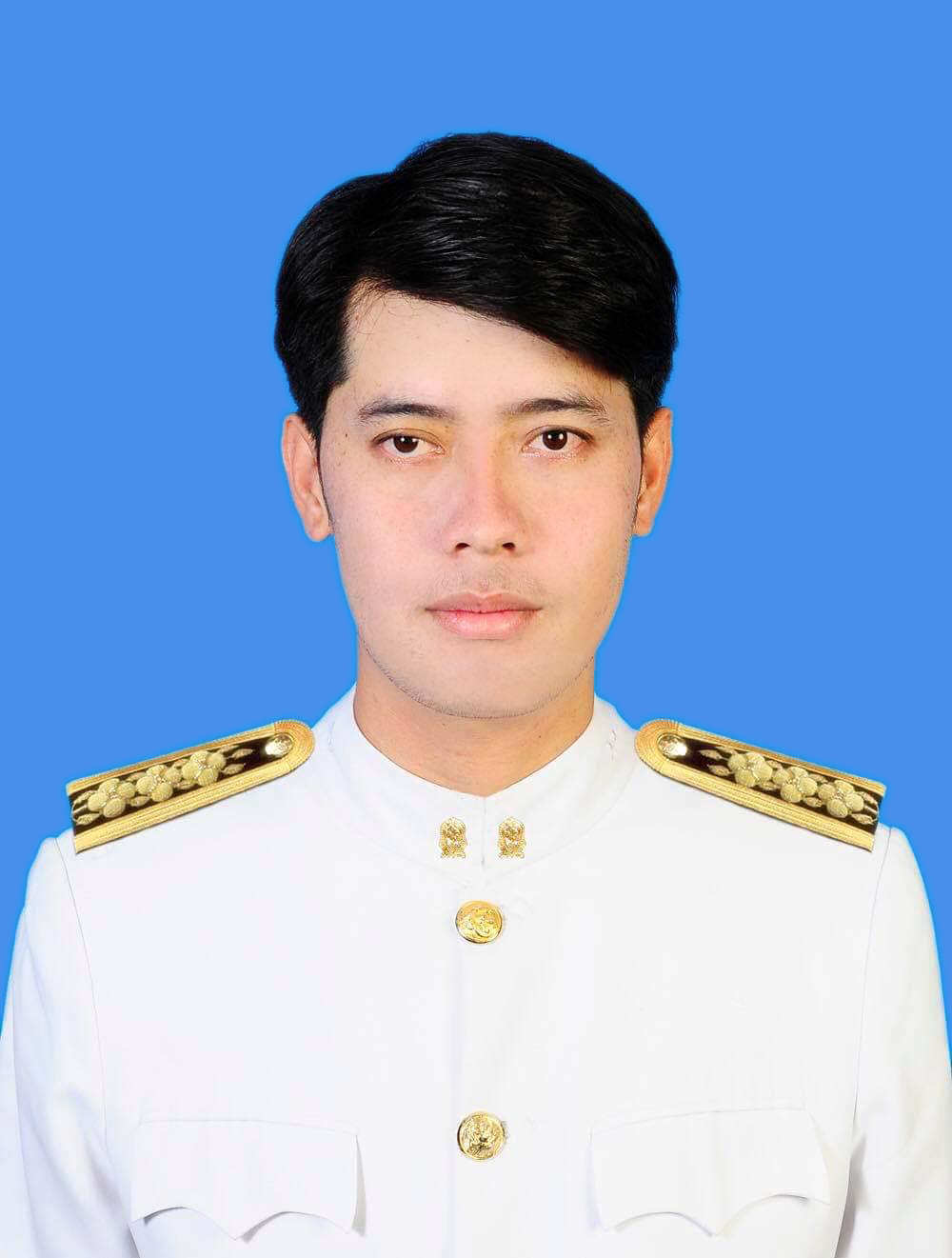 ่นายจักกฤษ ฤทธิ์สาร